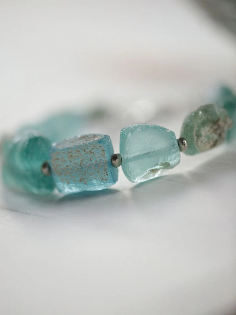 Cushion cut aquamarine on slate